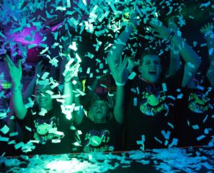 ZONE_ENTERTAINMENT-CONTINOUS-FLOW-CONFETTI-003